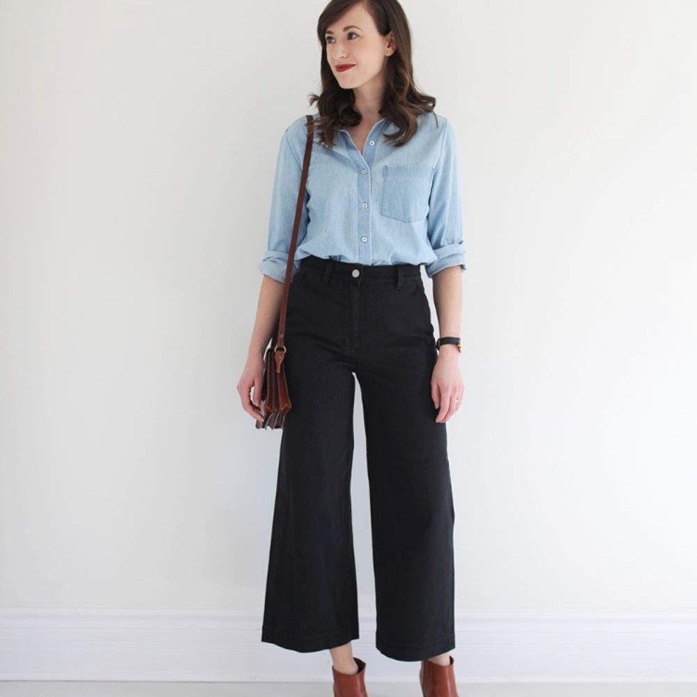 Everlane wide leg crop pants. Size 12. Black.